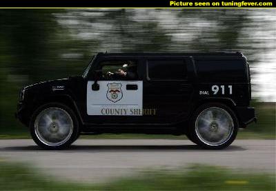Hummer de la police (j'espere que tu l'aimes ben)